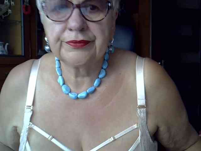 SweetCherry00 webcam