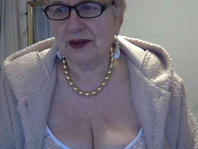 SweetCherry00 webcam