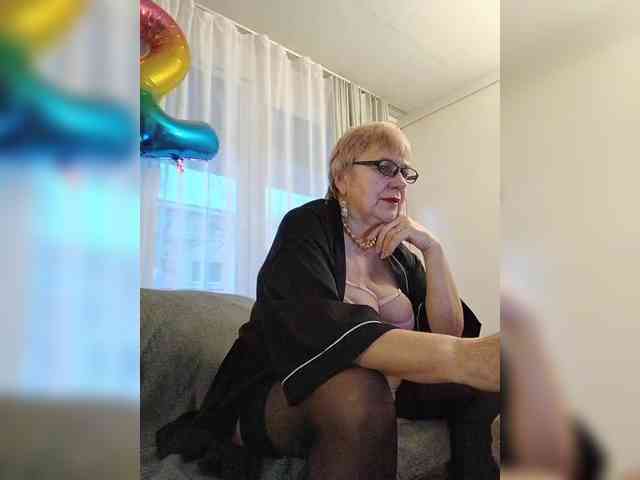 SweetCherry00 webcam