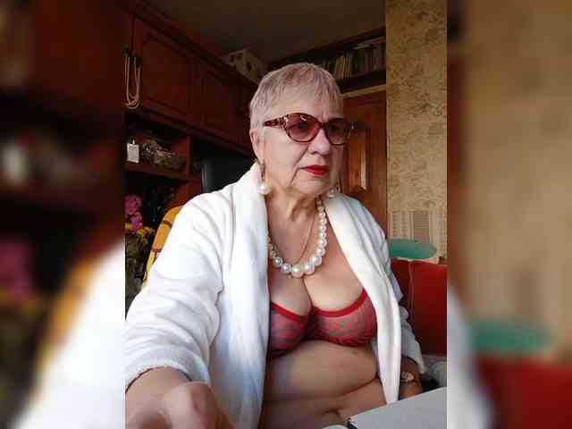 SweetCherry00 webcam