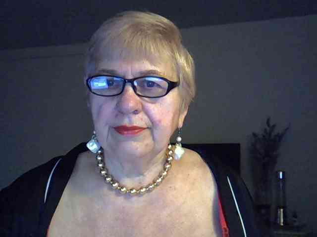 SweetCherry00 webcam