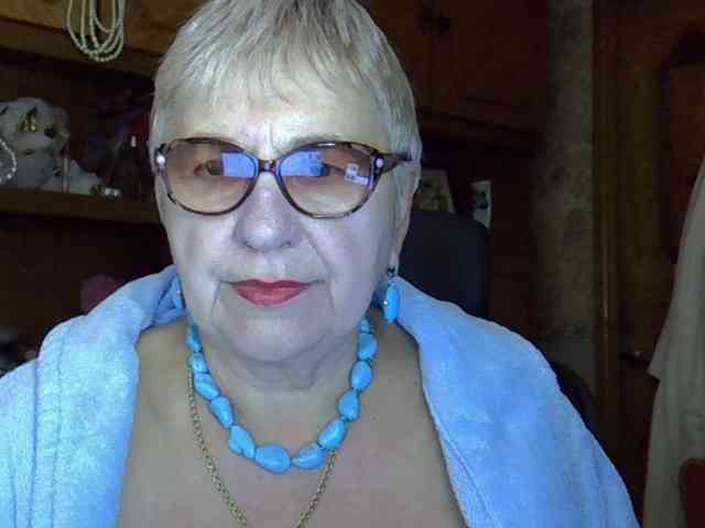 SweetCherry00 webcam