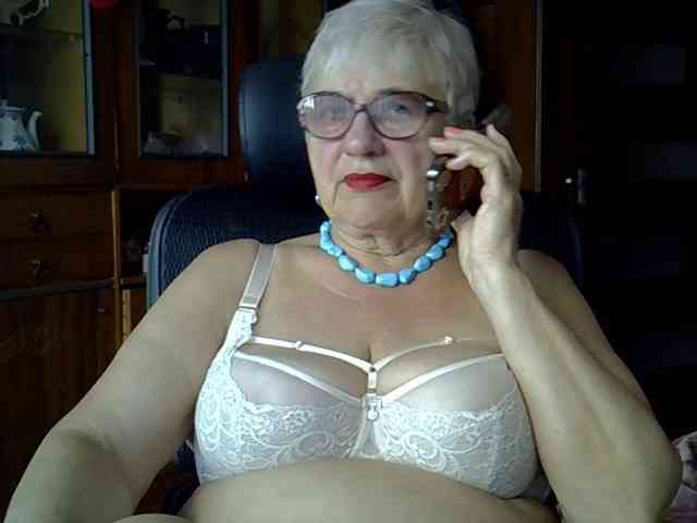 SweetCherry00 webcam