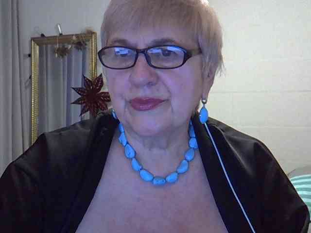 SweetCherry00 webcam