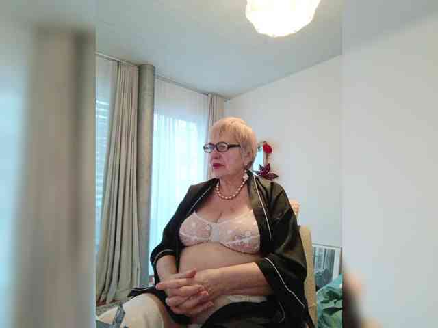 SweetCherry00 webcam