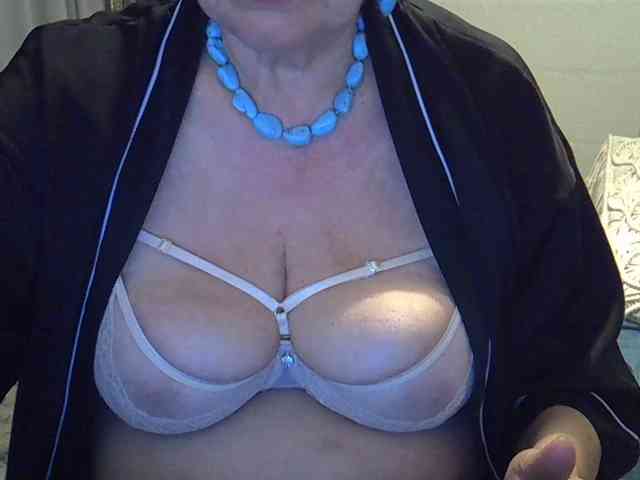 SweetCherry00 webcam