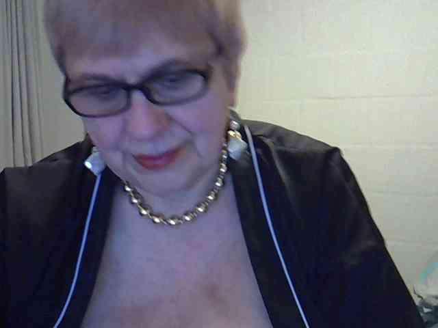 SweetCherry00 webcam