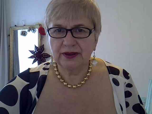 SweetCherry00 webcam