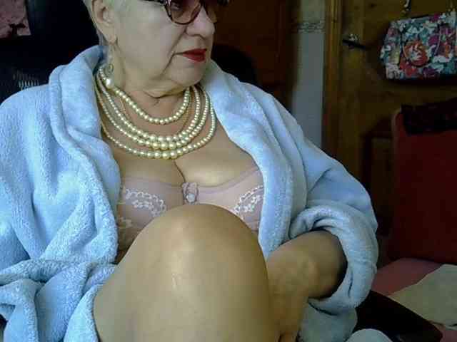 SweetCherry00 webcam