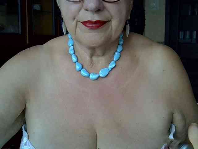 SweetCherry00 webcam