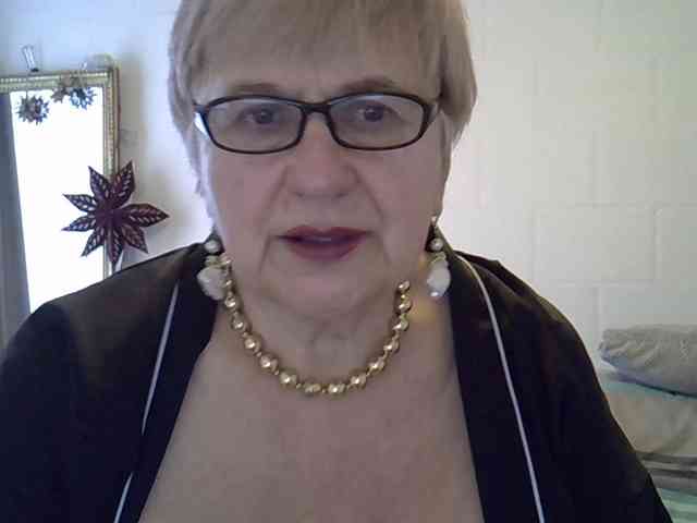 SweetCherry00 webcam