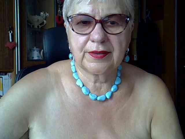 SweetCherry00 webcam