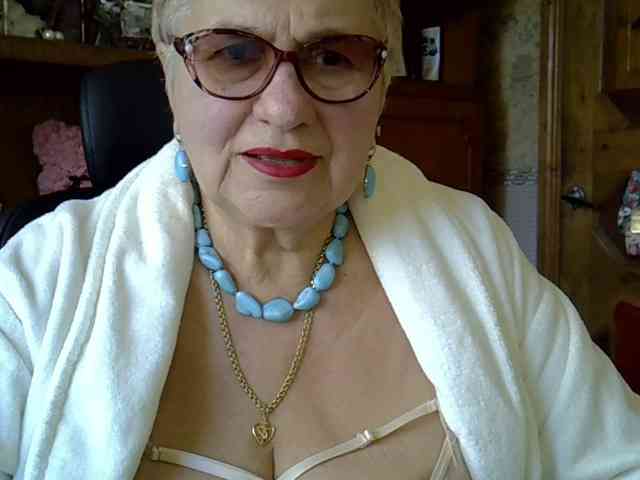 SweetCherry00 bongacams