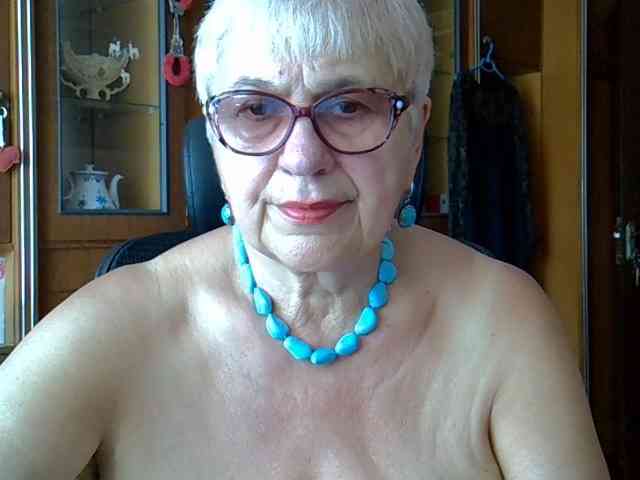 SweetCherry00 webcam
