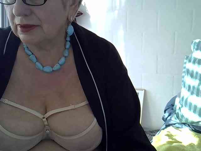 SweetCherry00 webcam
