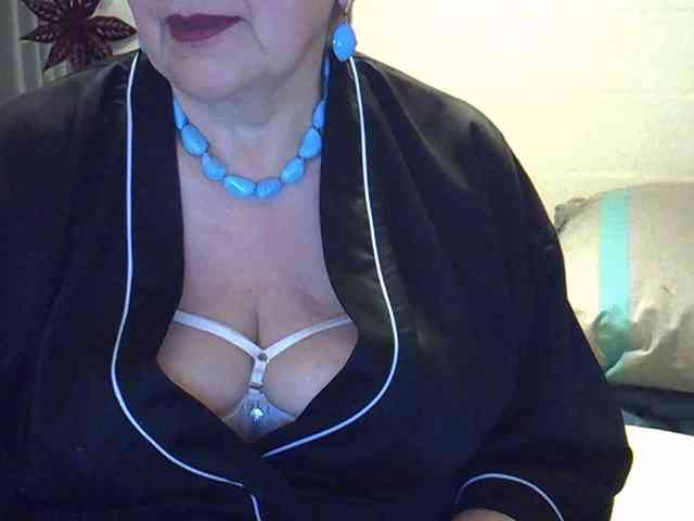SweetCherry00 webcam
