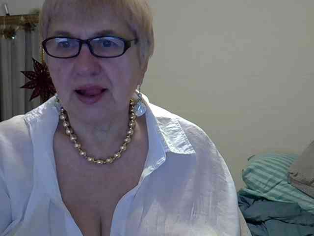 SweetCherry00 Live Webcam on BongaCams