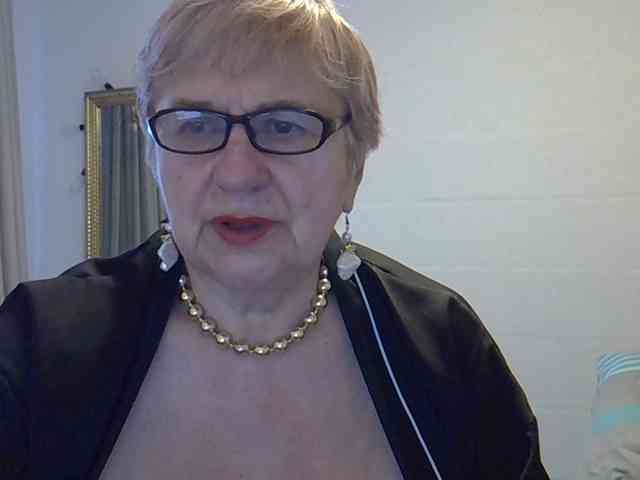 SweetCherry00 webcam