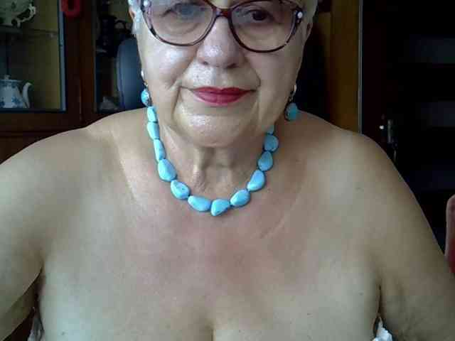 SweetCherry00 webcam