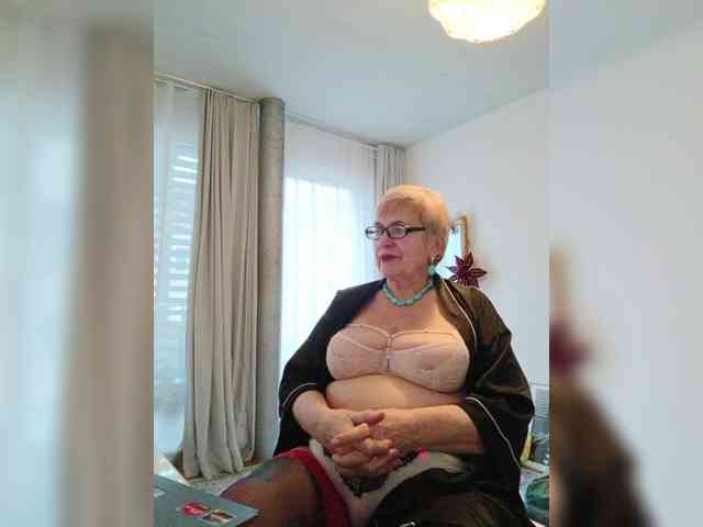 SweetCherry00 webcam