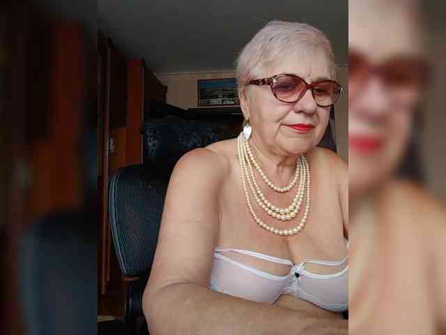 SweetCherry00 webcam