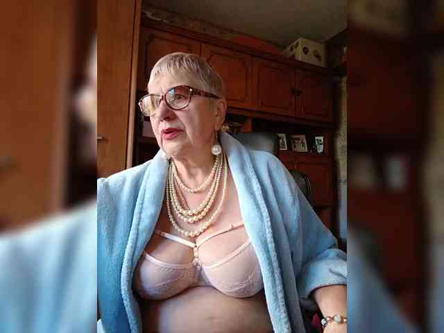 SweetCherry00 webcam