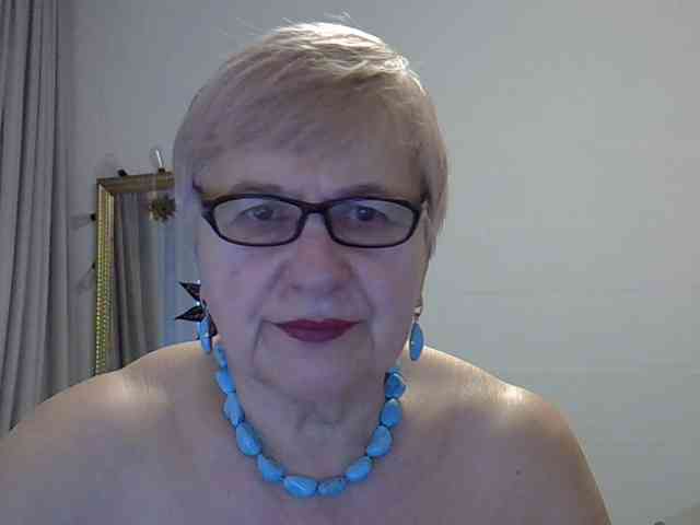 SweetCherry00 webcam
