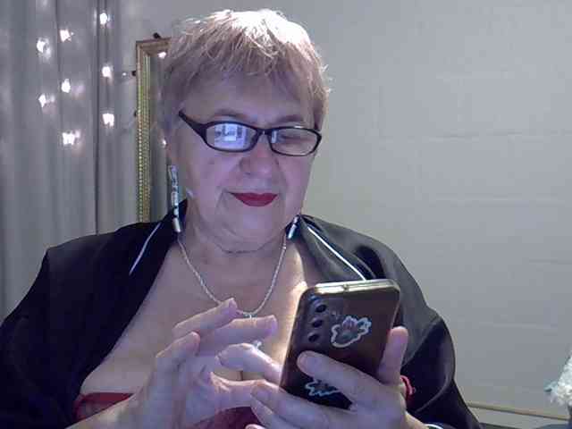 SweetCherry00 webcam