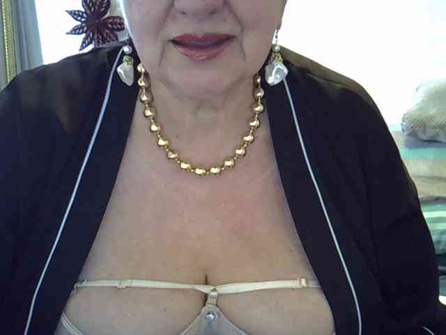 SweetCherry00 webcam