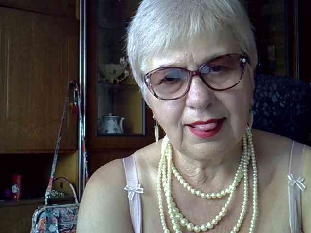 SweetCherry00 webcam