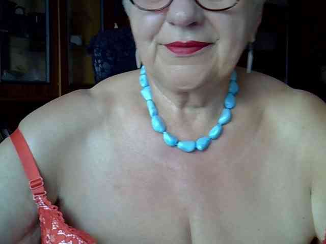 SweetCherry00 webcam