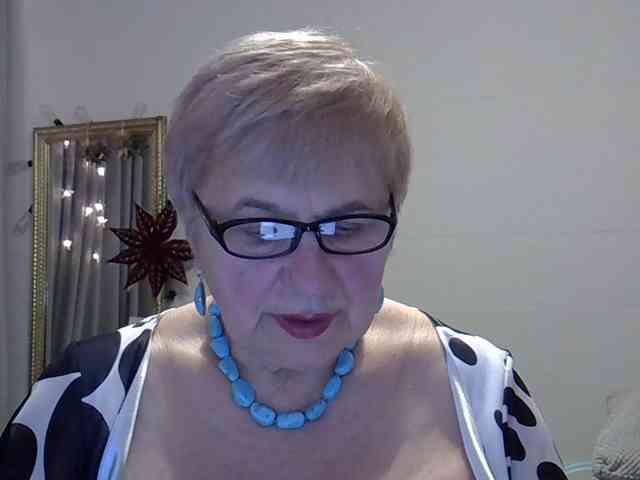 SweetCherry00 webcam