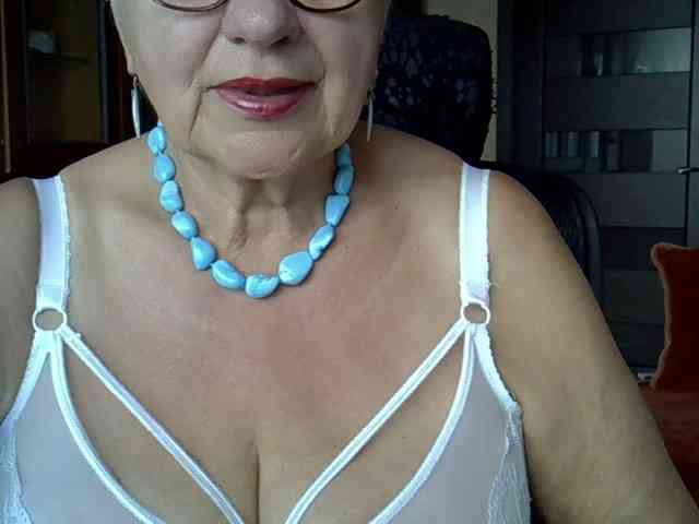 SweetCherry00 webcam