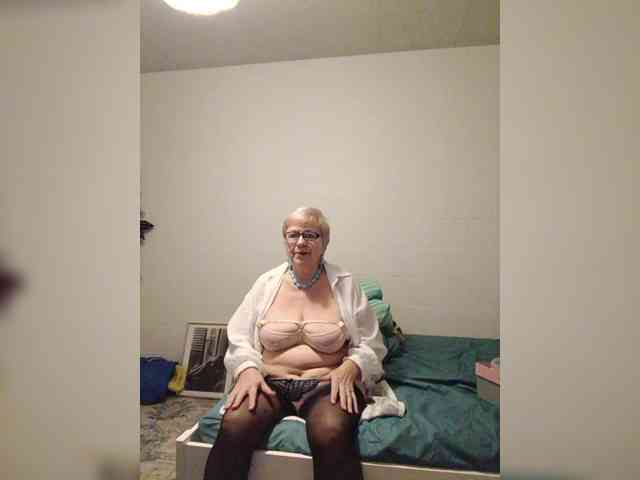 SweetCherry00 webcam