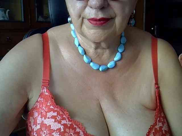 SweetCherry00 webcam