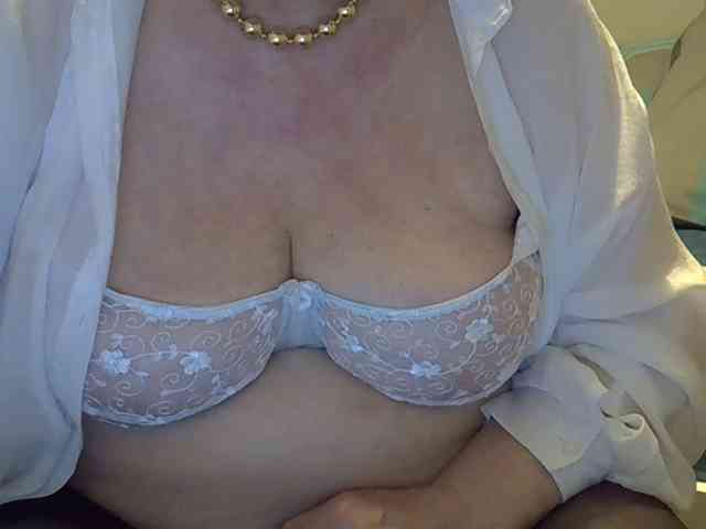 SweetCherry00 webcam