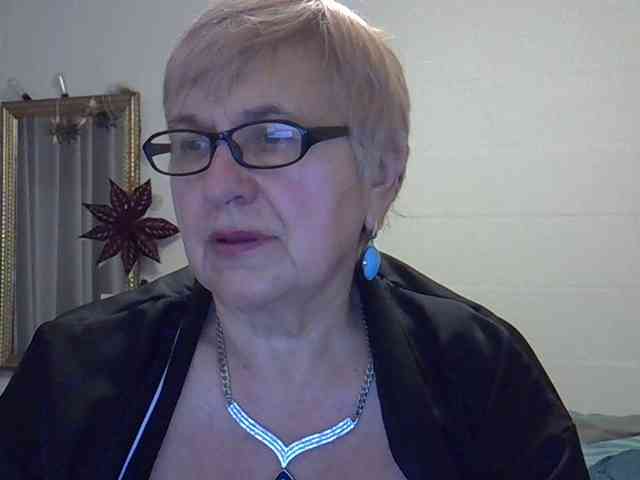 SweetCherry00 webcam