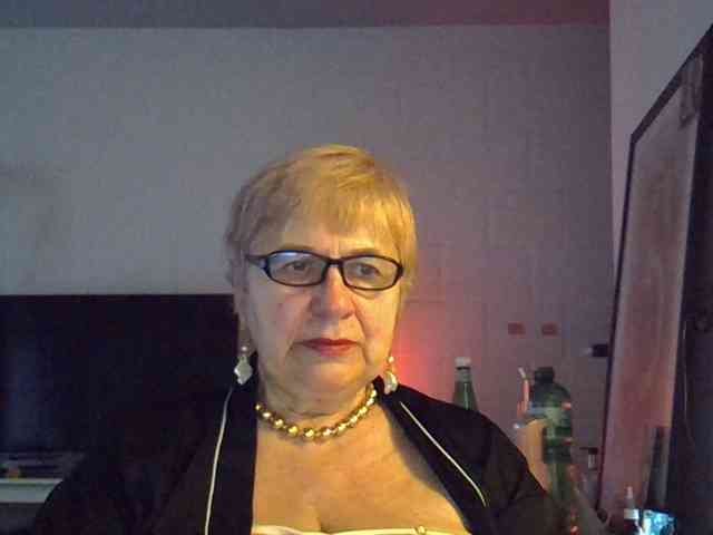 SweetCherry00 webcam