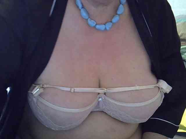 SweetCherry00 webcam