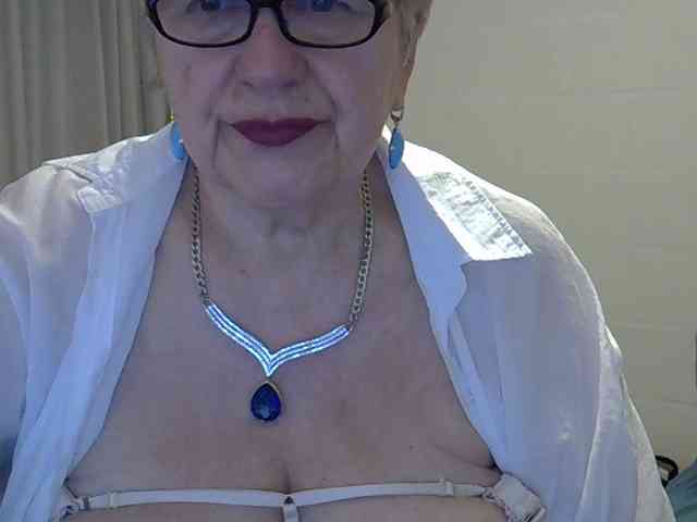 SweetCherry00 webcam