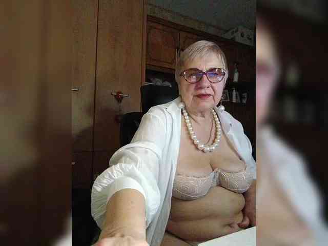 SweetCherry00 Live Webcam on BongaCams