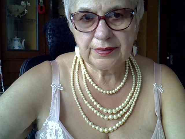 SweetCherry00 webcam