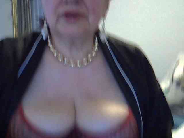 SweetCherry00 webcam