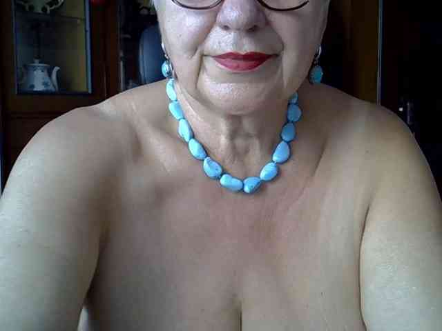 SweetCherry00 webcam