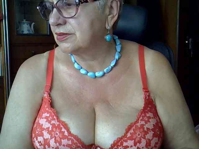 SweetCherry00 webcam
