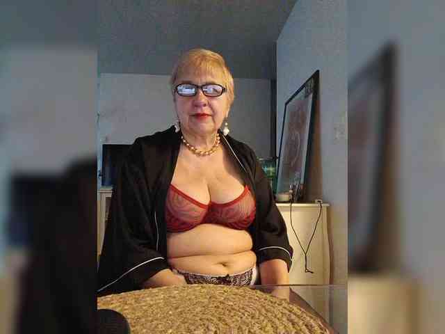 SweetCherry00 webcam