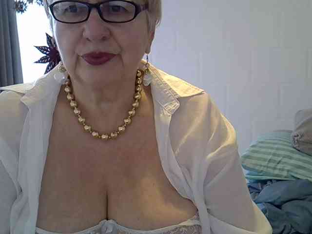 SweetCherry00 webcam