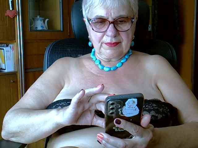 SweetCherry00 webcam