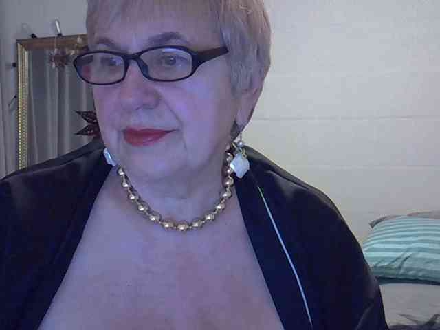 SweetCherry00 webcam