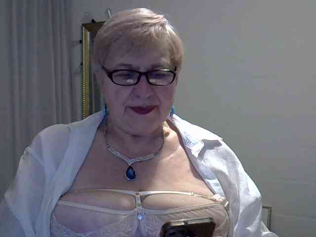 SweetCherry00 webcam